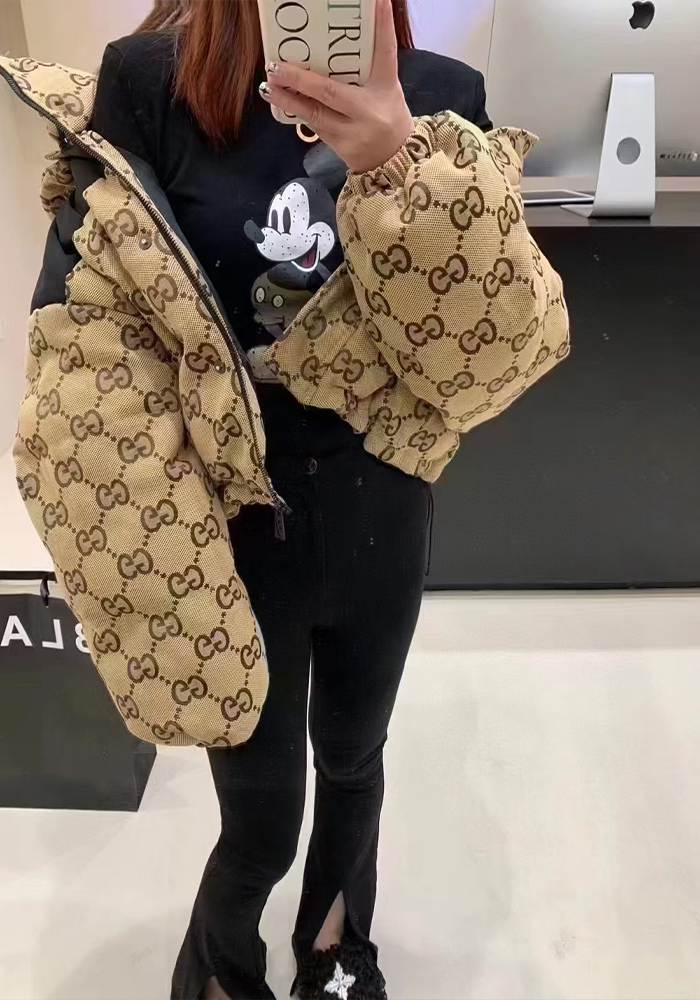 Short Down Jacket: Cozy Lightweight Quilted Puffer Coat